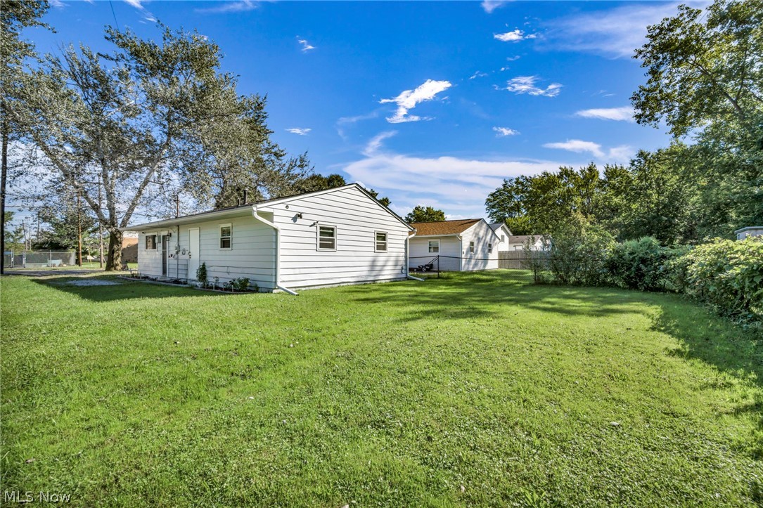 301 Warden Avenue Elyria OH 44035