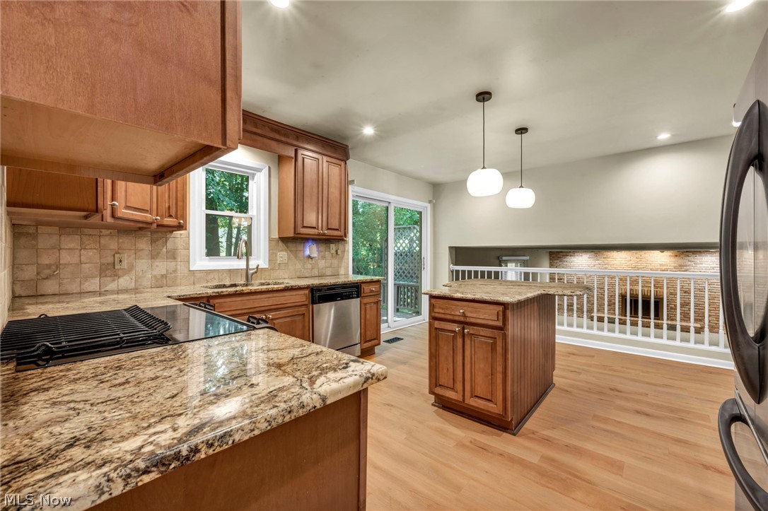 3159 Creekside Drive Westlake OH 44145