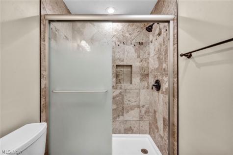 3159 Creekside Drive Westlake OH 44145