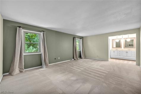 3159 Creekside Drive Westlake OH 44145