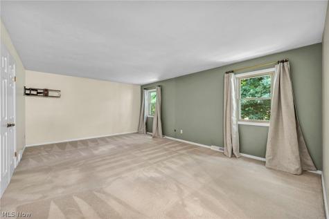 3159 Creekside Drive Westlake OH 44145