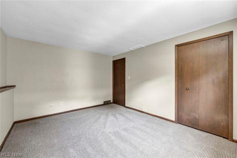 3159 Creekside Drive Westlake OH 44145