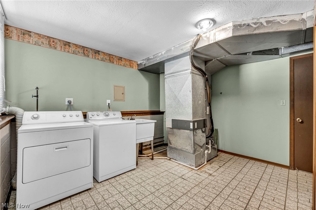 3159 Creekside Drive Westlake OH 44145