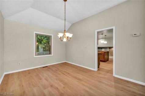 3159 Creekside Drive Westlake OH 44145