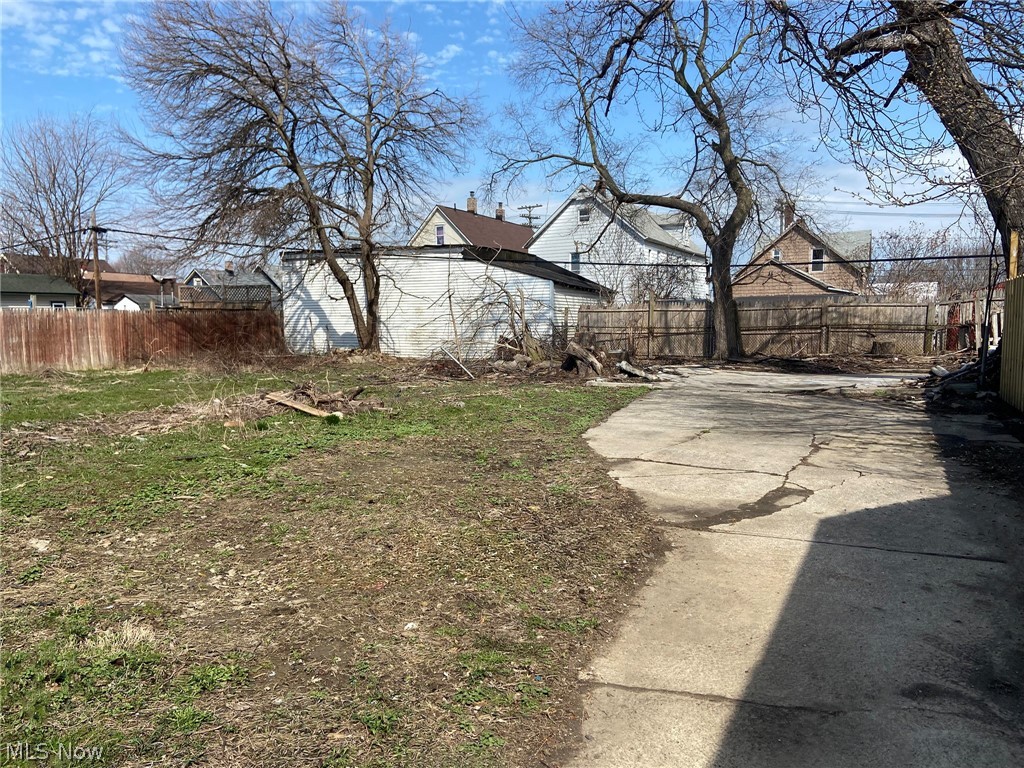 3344 Woodbridge Avenue Cleveland OH 44109