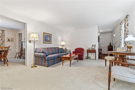 805 Fair Oaks Avenue SW North Canton OH 44720