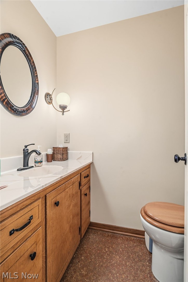 805 Fair Oaks Avenue SW North Canton OH 44720