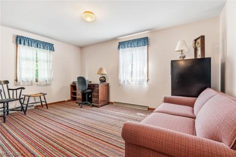 805 Fair Oaks Avenue SW North Canton OH 44720