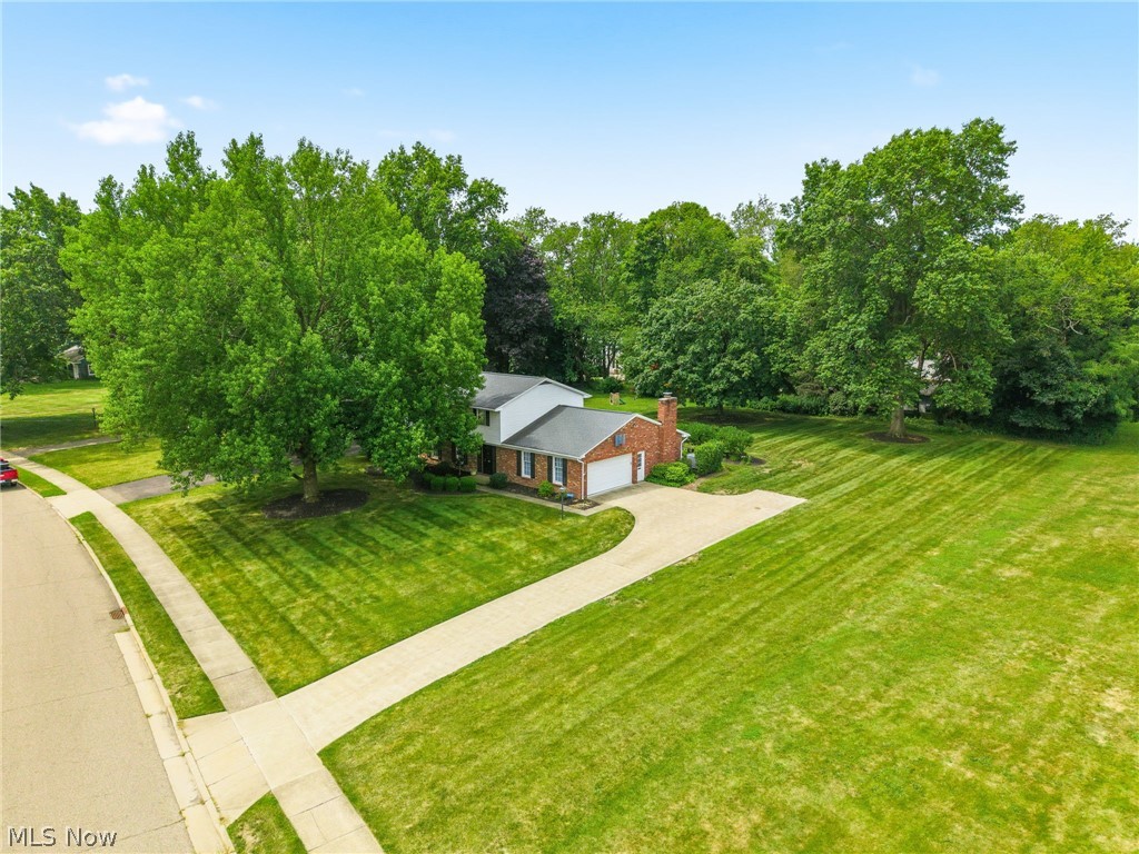 805 Fair Oaks Avenue SW North Canton OH 44720