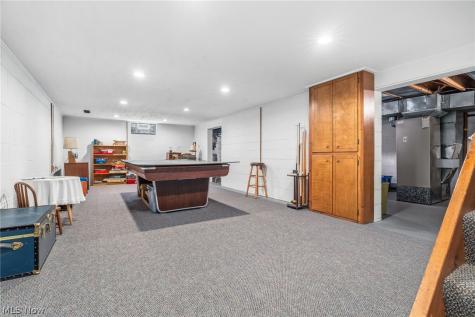 805 Fair Oaks Avenue SW North Canton OH 44720