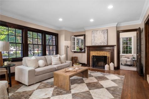 3309 Elsmere Road Shaker Heights OH 44120