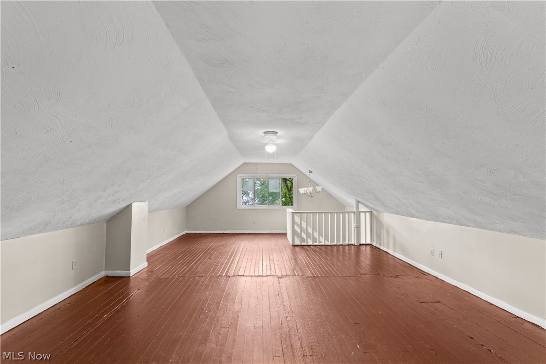 3330 W 59th Place Cleveland OH 44102