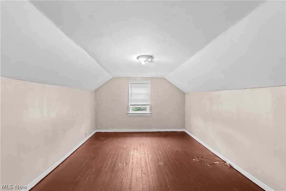 3330 W 59th Place Cleveland OH 44102