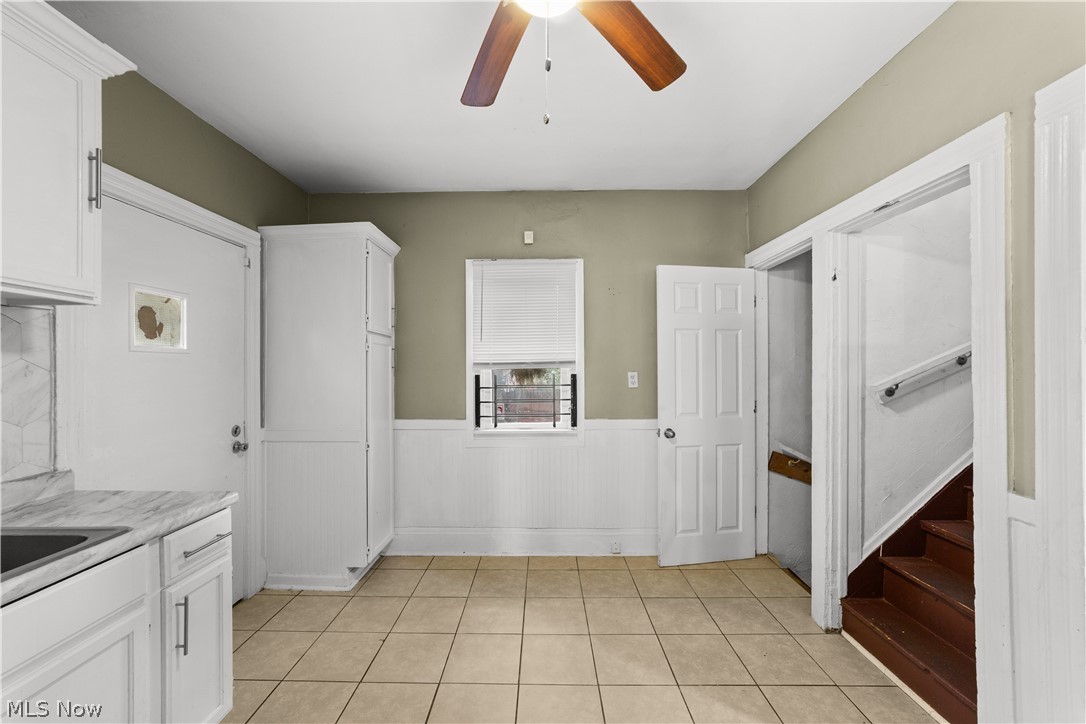 3330 W 59th Place Cleveland OH 44102