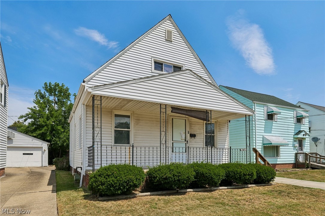 20831 Naumann Avenue Euclid OH 44123