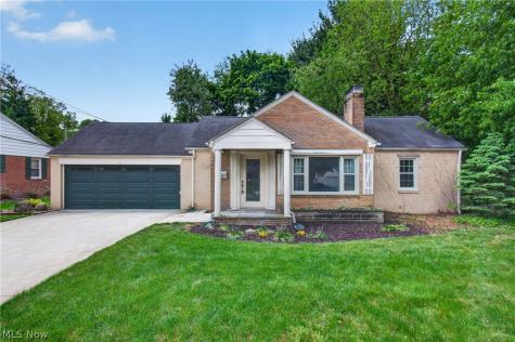 Stratford Avenue NE Massillon OH 44646