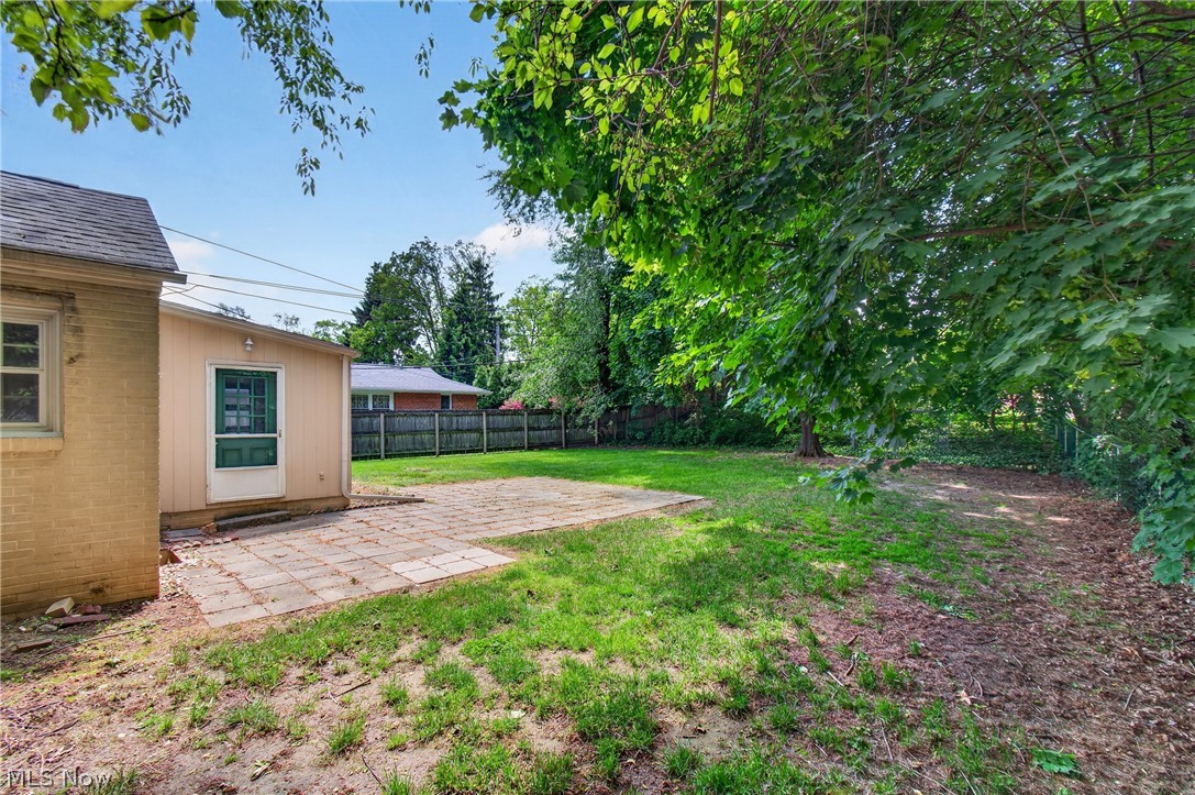1129 Stratford Avenue NE Massillon OH 44646