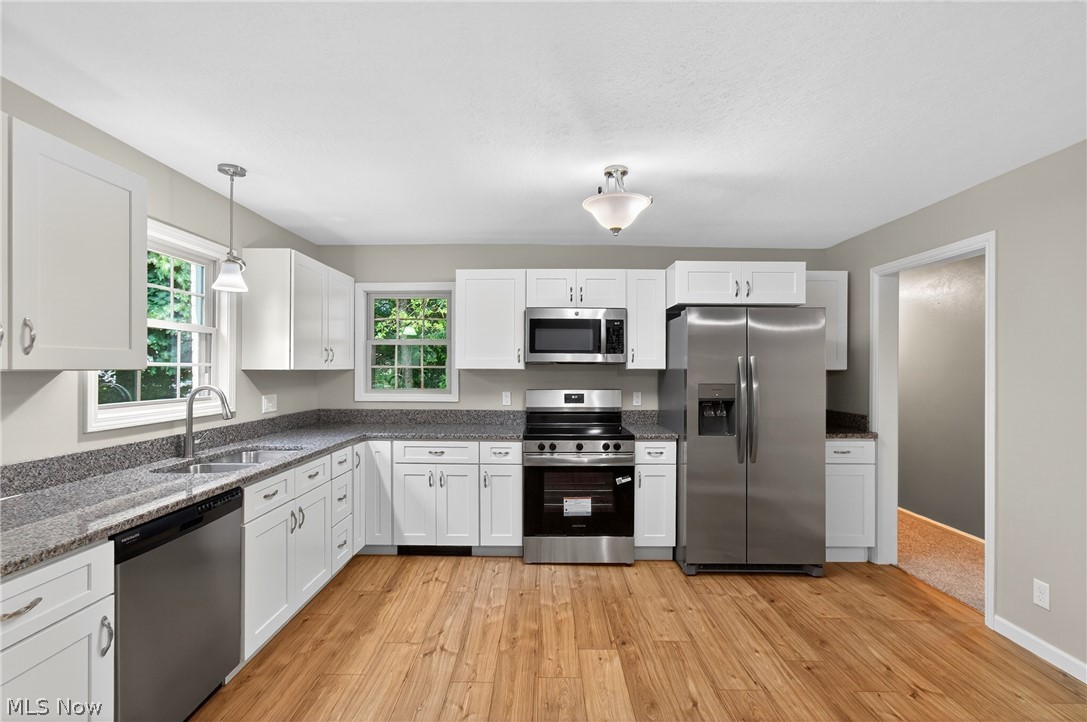1129 Stratford Avenue NE Massillon OH 44646