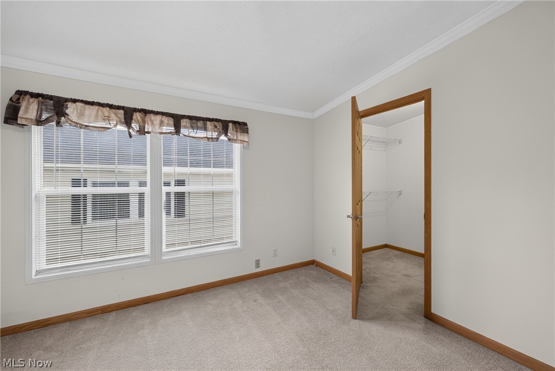 668 Woodlawn Road Chardon OH 44024