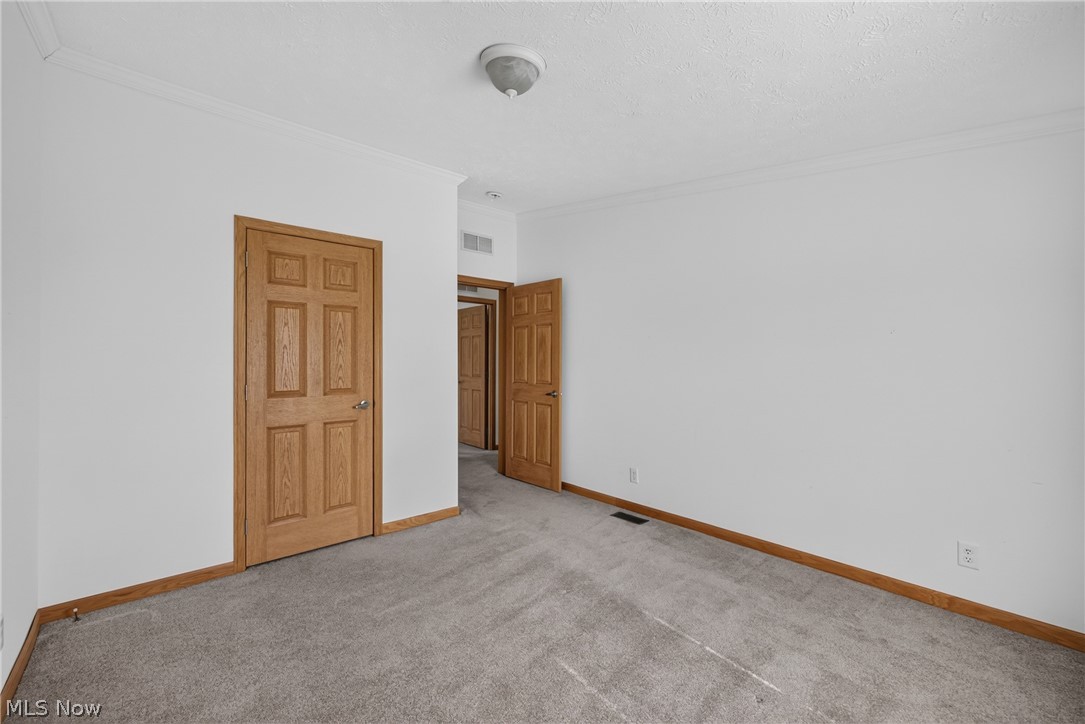 668 Woodlawn Road Chardon OH 44024
