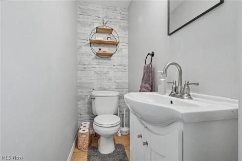 3838 Vira Road Stow OH 44224