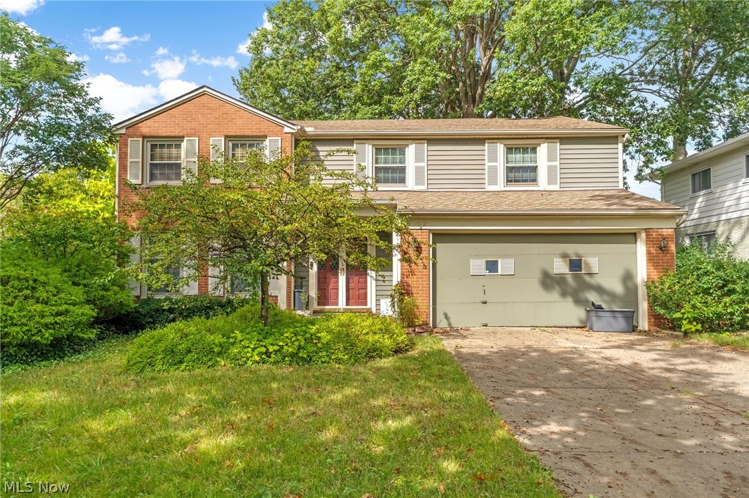 16002 Colletta Lane Cleveland OH 44111