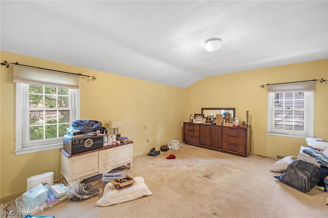 16002 Colletta Lane Cleveland OH 44111