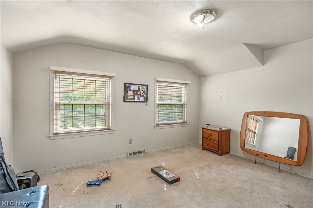 16002 Colletta Lane Cleveland OH 44111