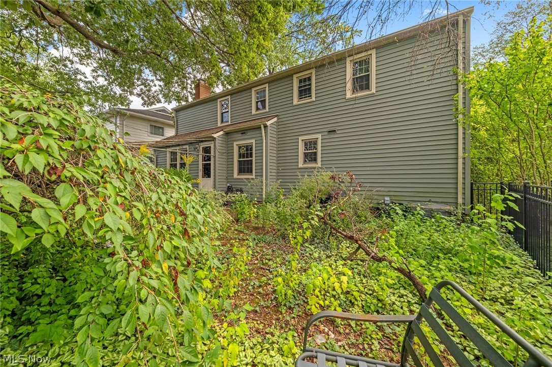 16002 Colletta Lane Cleveland OH 44111