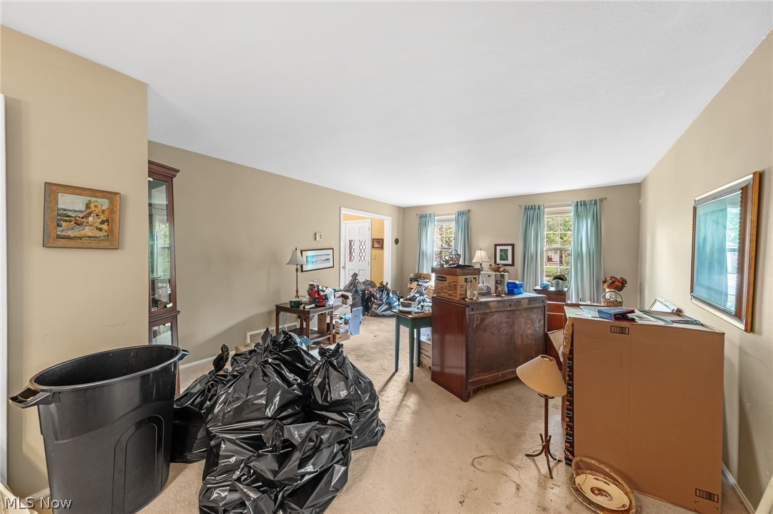 16002 Colletta Lane Cleveland OH 44111