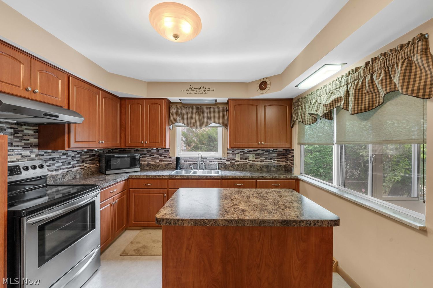 2660 Northview Road Rocky River OH 44116