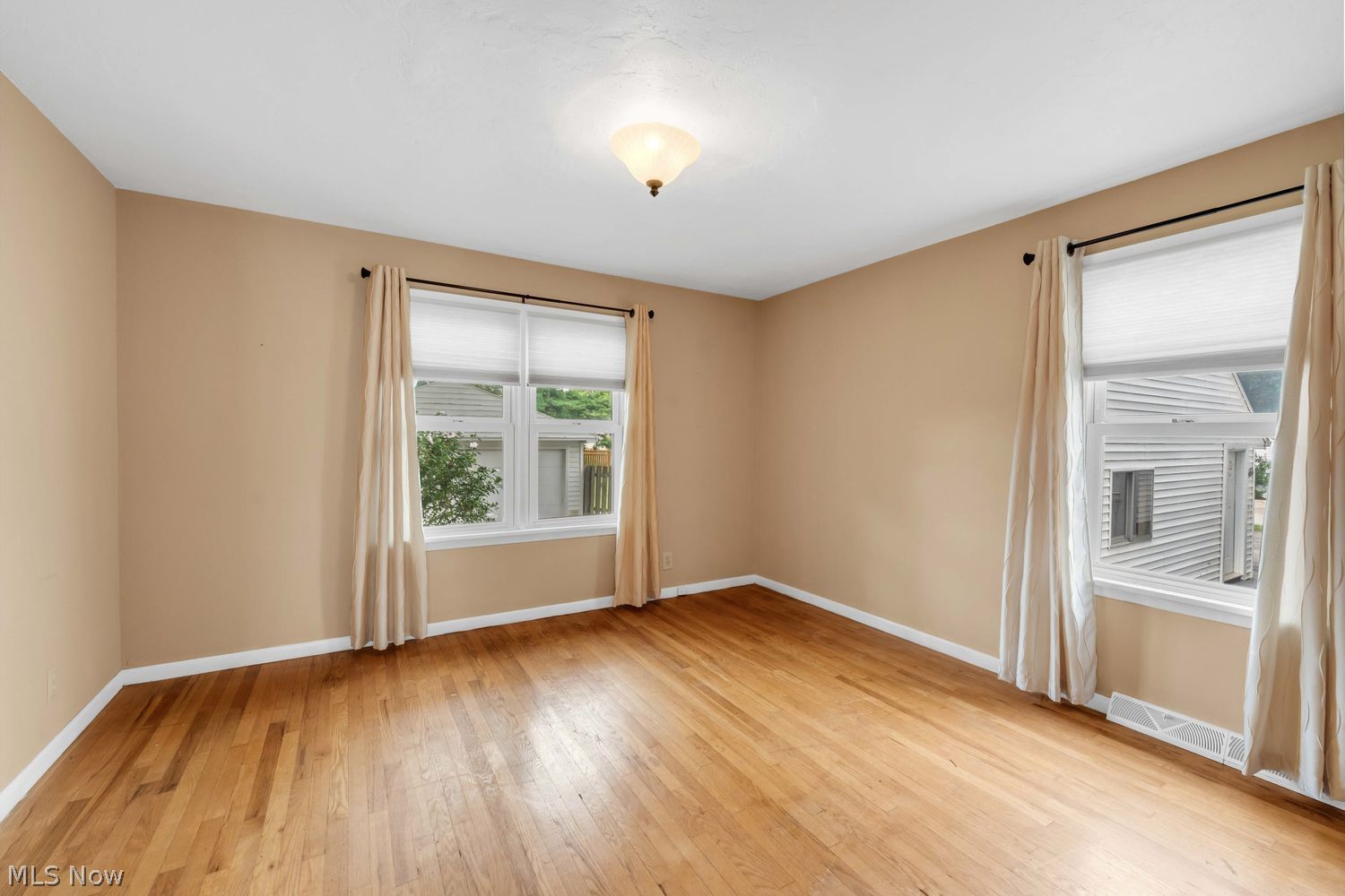 2660 Northview Road Rocky River OH 44116
