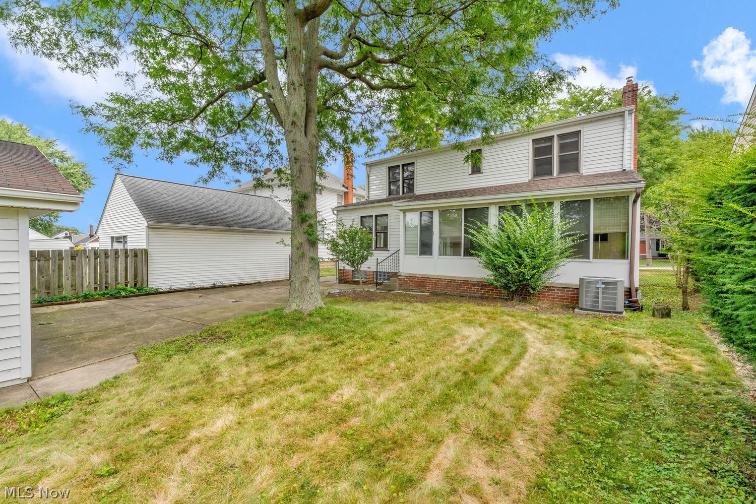 2660 Northview Road Rocky River OH 44116