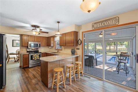 6903 Hidden Valley Drive Amherst OH 44001
