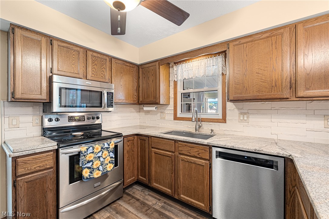 6903 Hidden Valley Drive Amherst OH 44001