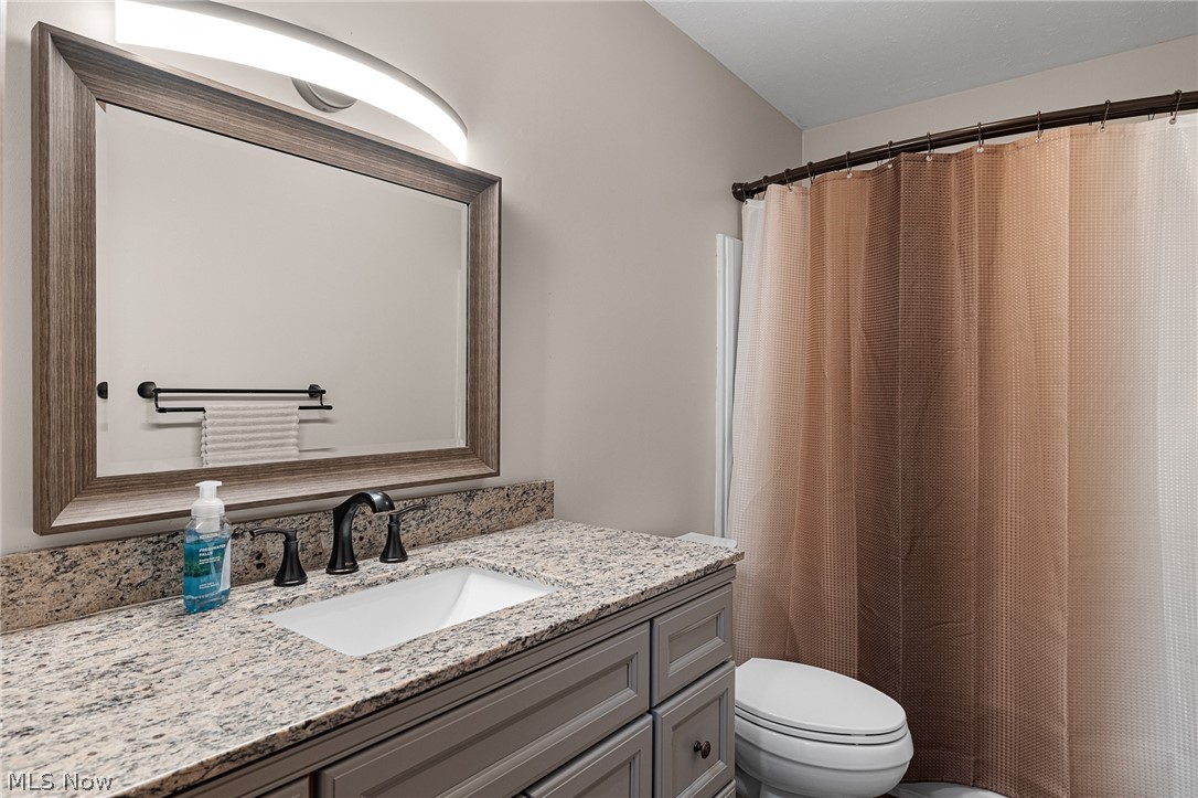 6903 Hidden Valley Drive Amherst OH 44001