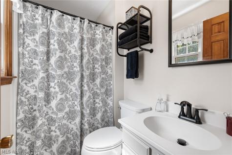 6903 Hidden Valley Drive Amherst OH 44001