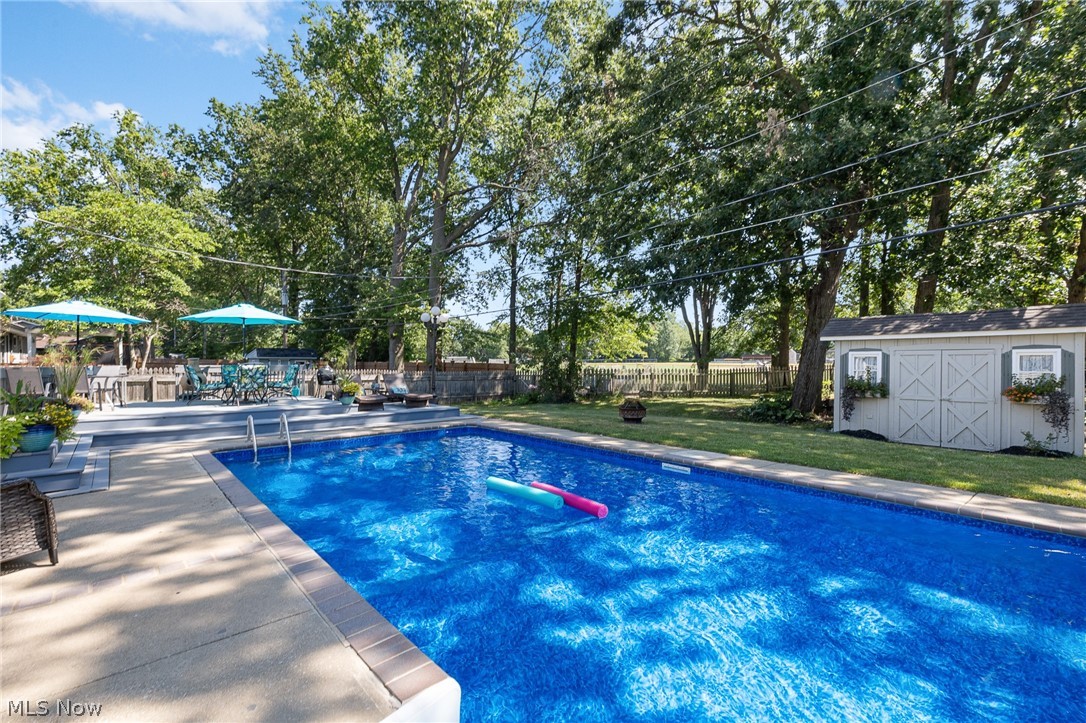 6903 Hidden Valley Drive Amherst OH 44001
