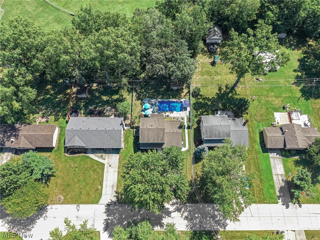 6903 Hidden Valley Drive Amherst OH 44001