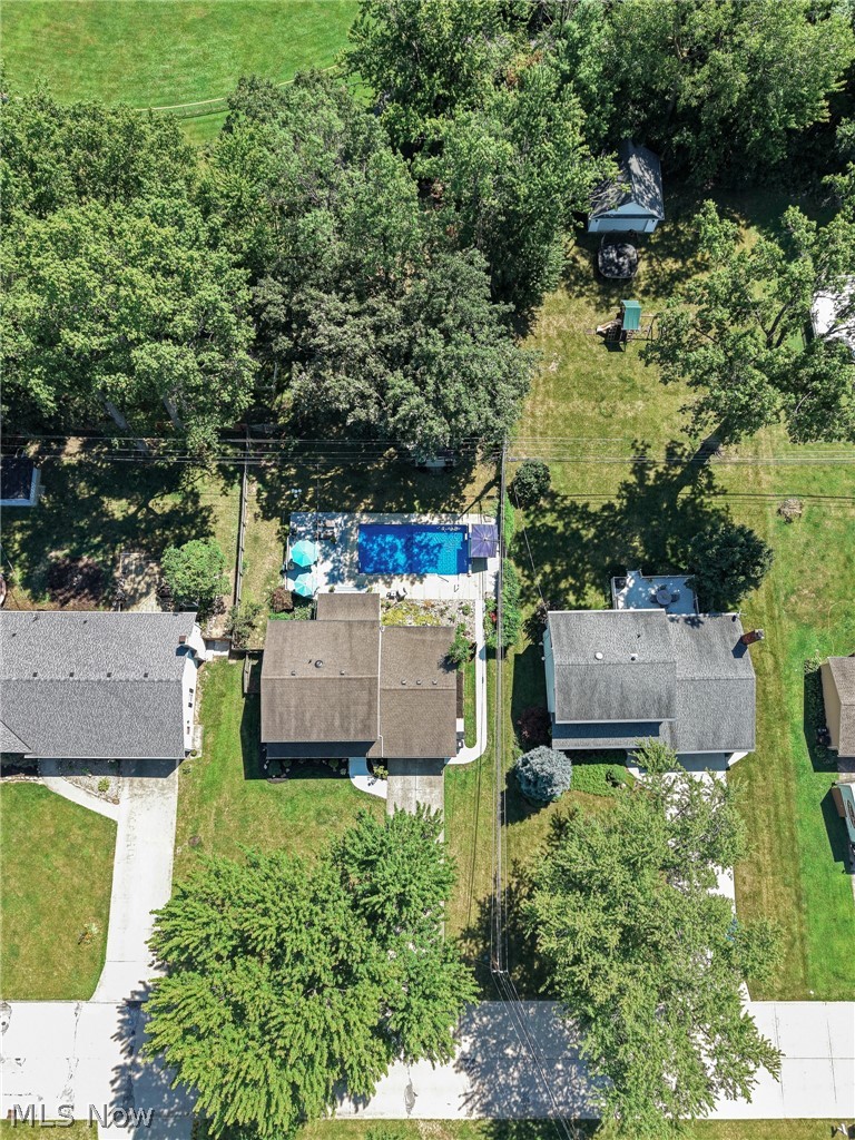 6903 Hidden Valley Drive Amherst OH 44001