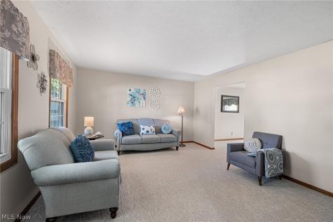 6903 Hidden Valley Drive Amherst OH 44001