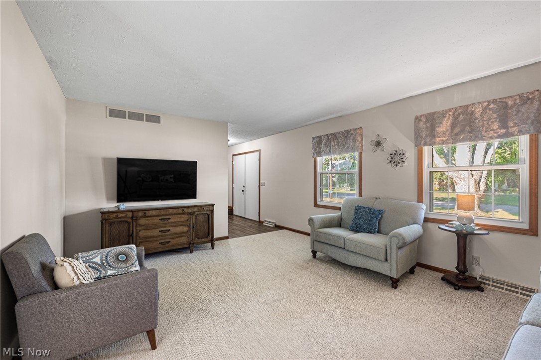 6903 Hidden Valley Drive Amherst OH 44001
