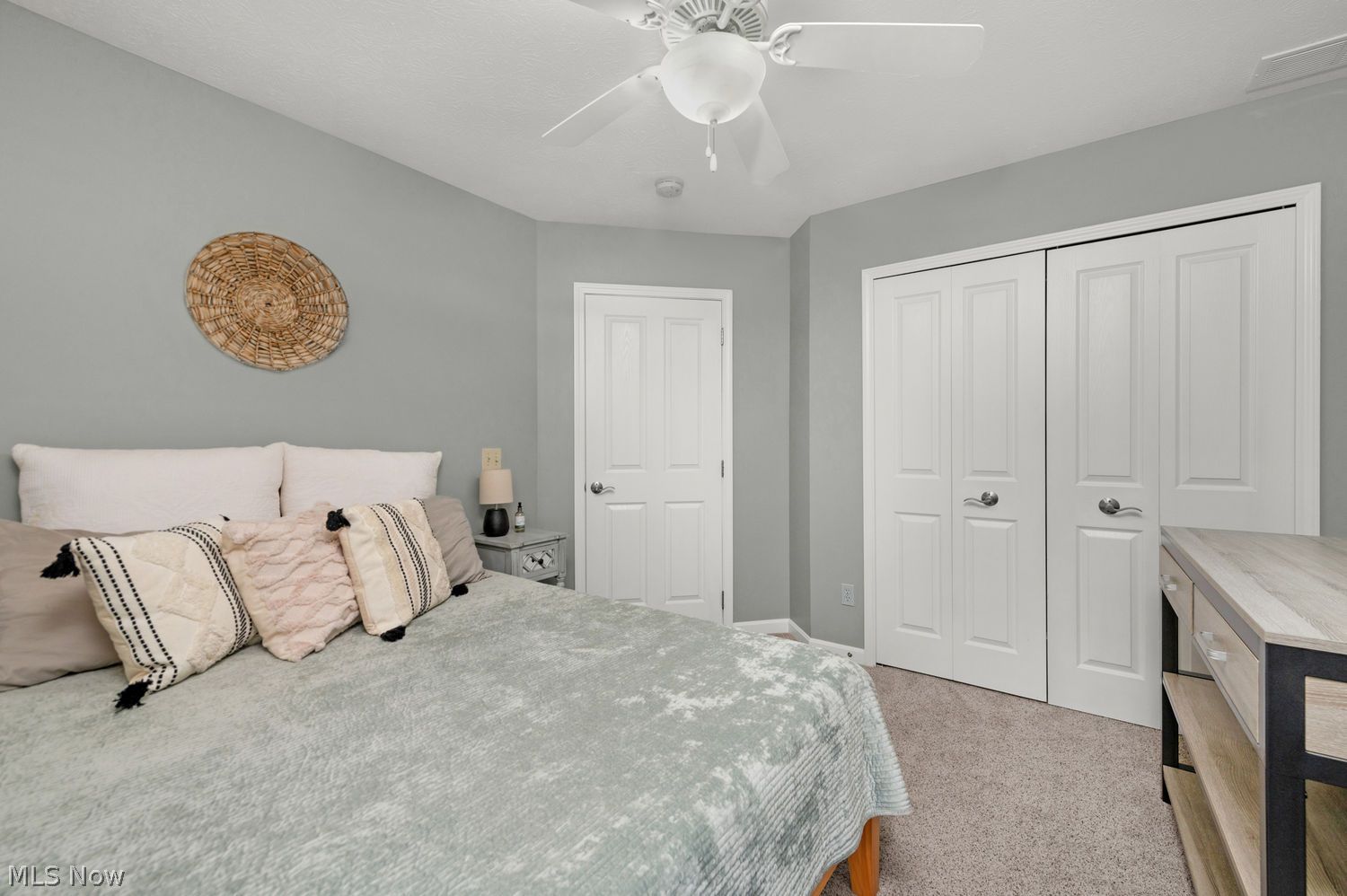 464 Winward Lane Brunswick OH 44212