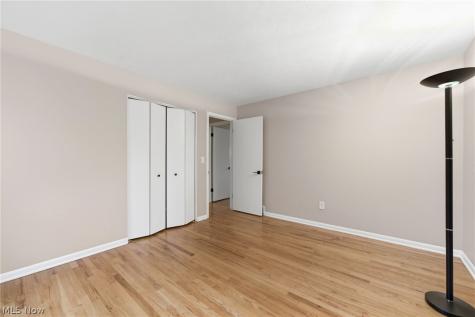 29595 Westminster Drive North Olmsted OH 44070