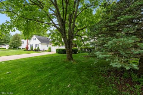 29595 Westminster Drive North Olmsted OH 44070