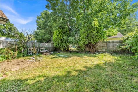 5005 Vandalia Avenue Cleveland OH 44144