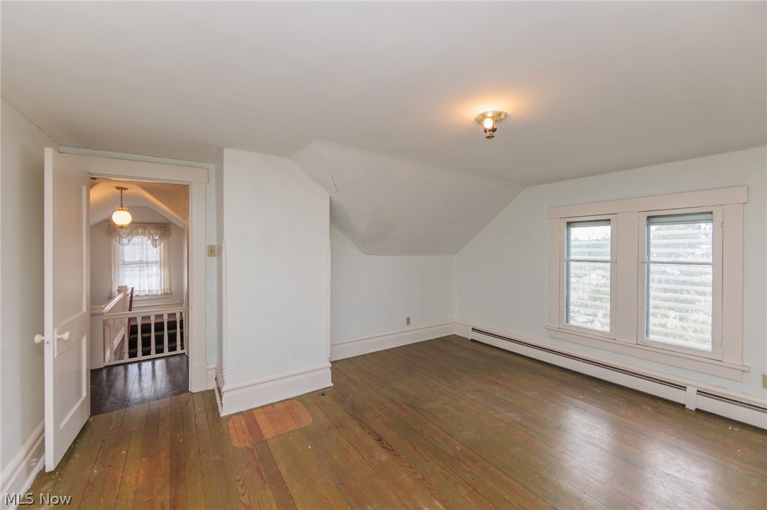 110 Courtland Street Wellington OH 44090