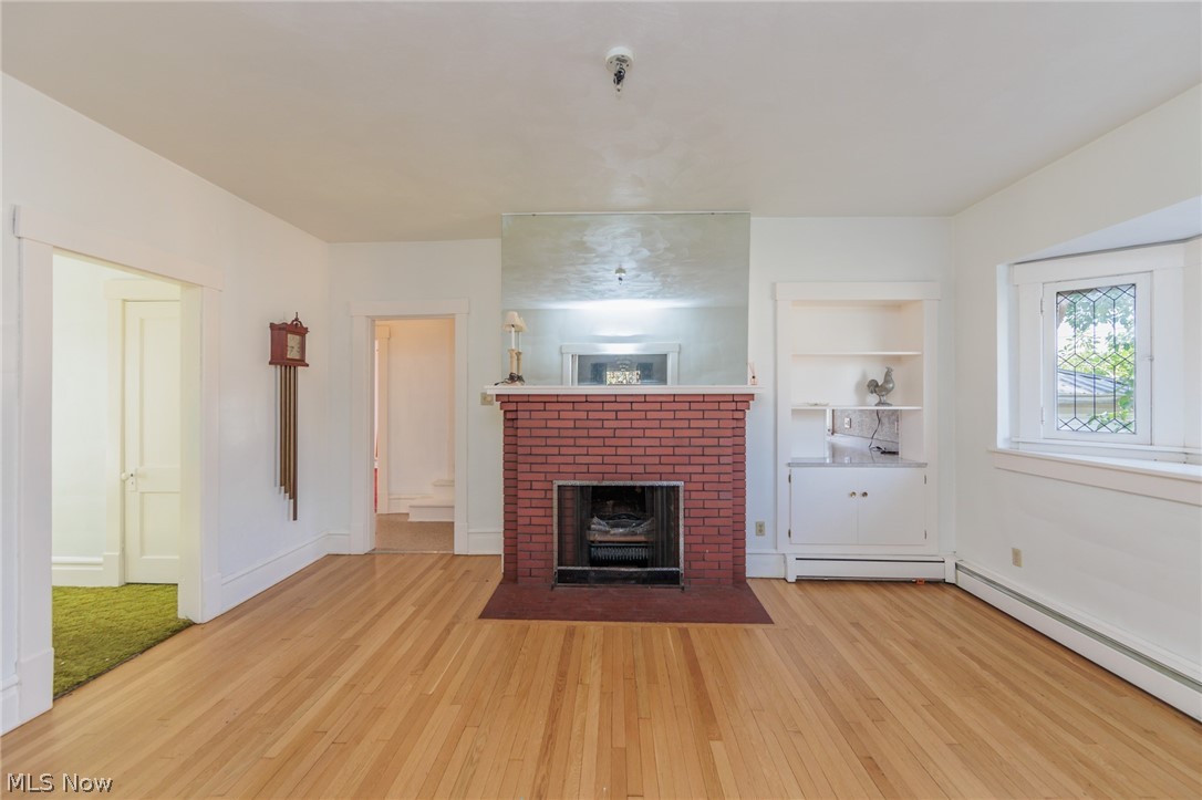 110 Courtland Street Wellington OH 44090