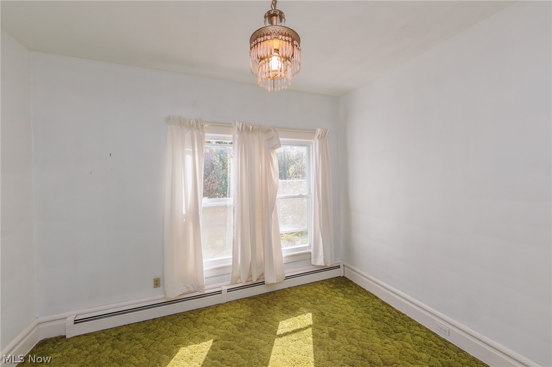 110 Courtland Street Wellington OH 44090