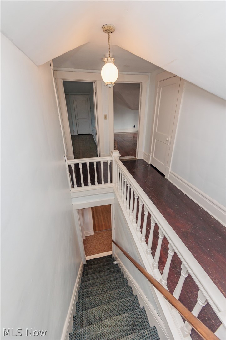 110 Courtland Street Wellington OH 44090